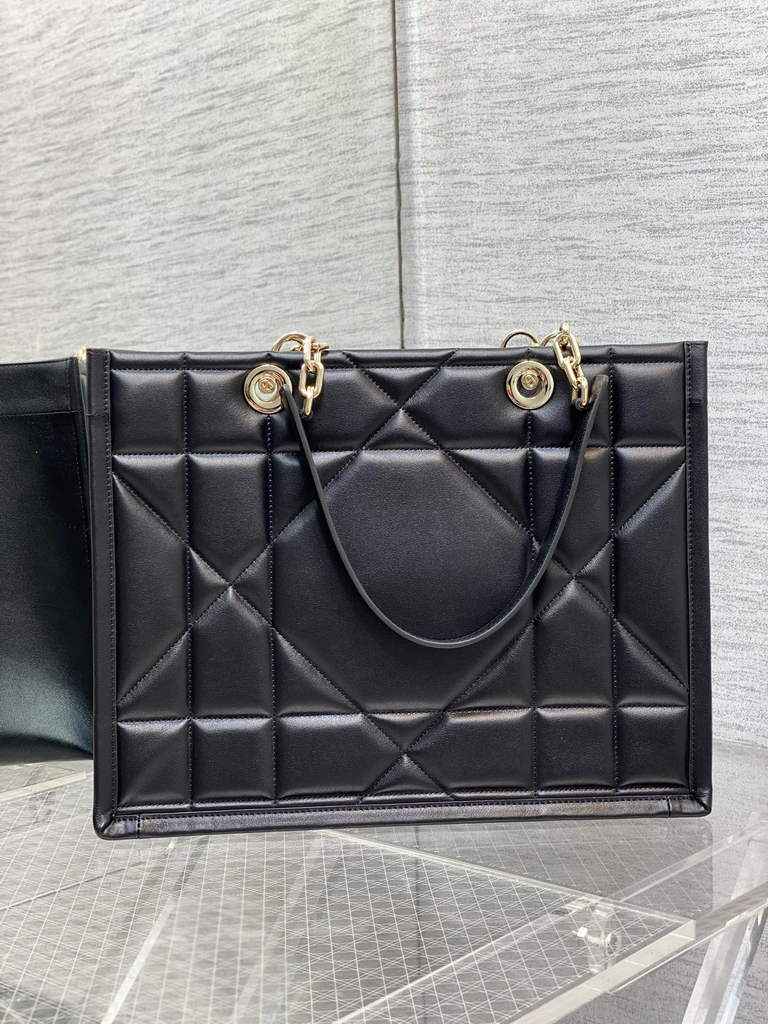Dior M8722 Large Essential Tote Bag Black Archicannage Calfskin