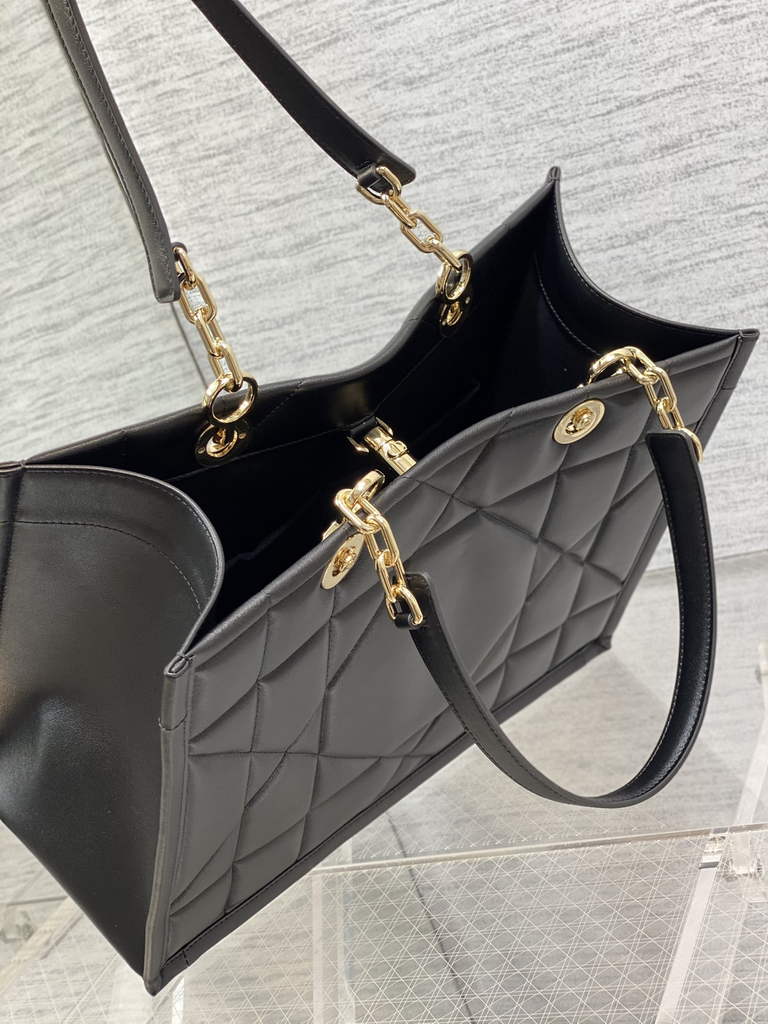 Dior M8722 Large Essential Tote Bag Black Archicannage Calfskin