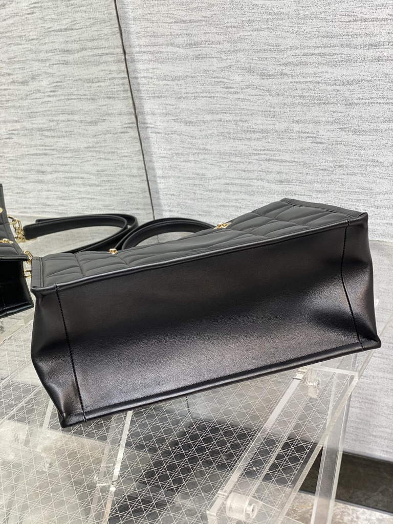 Dior M8722 Large Essential Tote Bag Black Archicannage Calfskin
