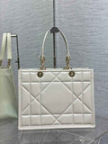Dior M8722 Large Essential Tote Bag White Archicannage Calfskin