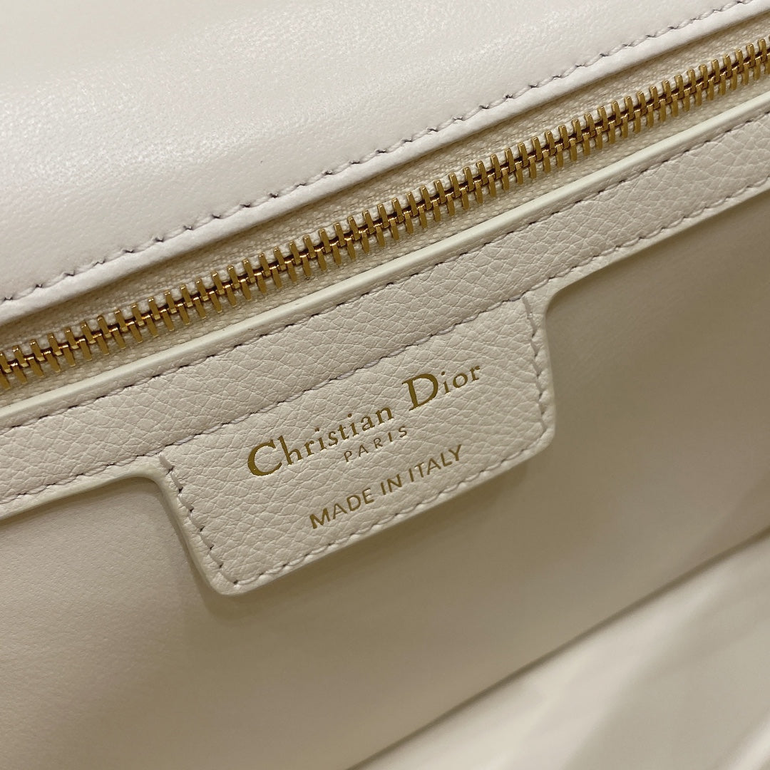 Dior M9242 Medium Caro Bag Calfskin White - Default Title - View 9