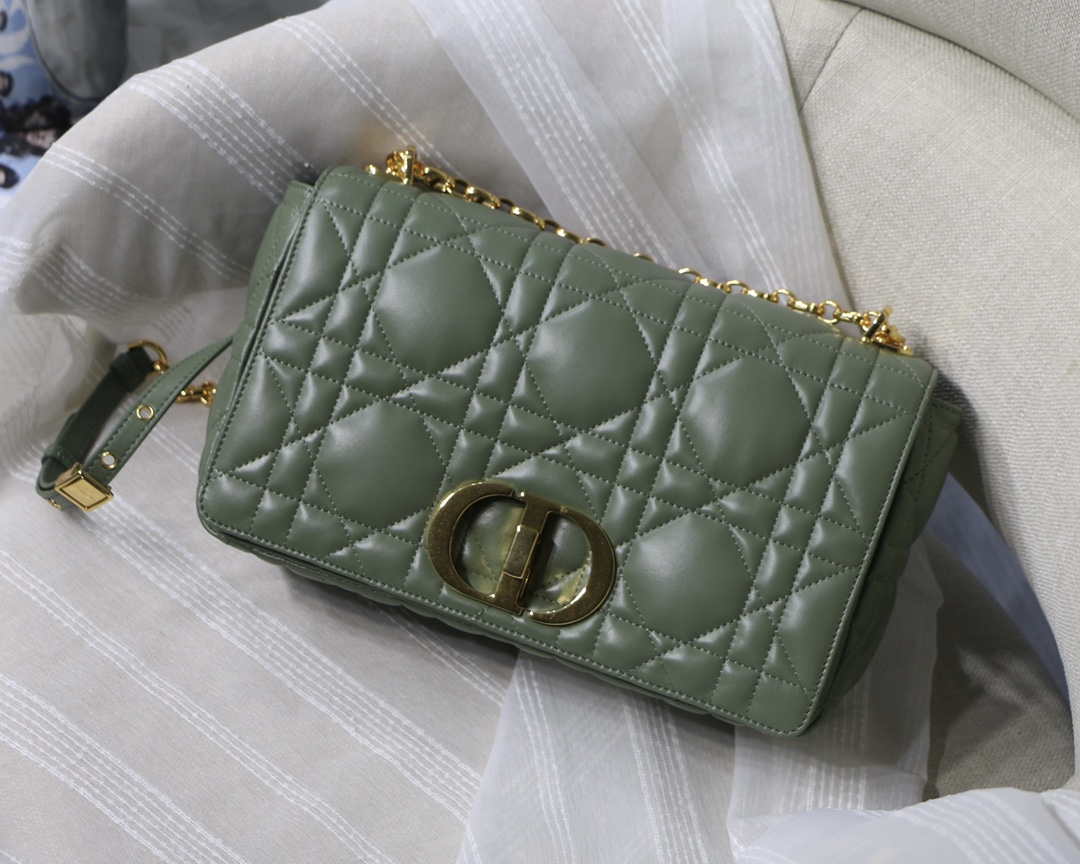 Dior Large Quilted Macrocannage M9243 Calfskin Green - Default Title - View 1
