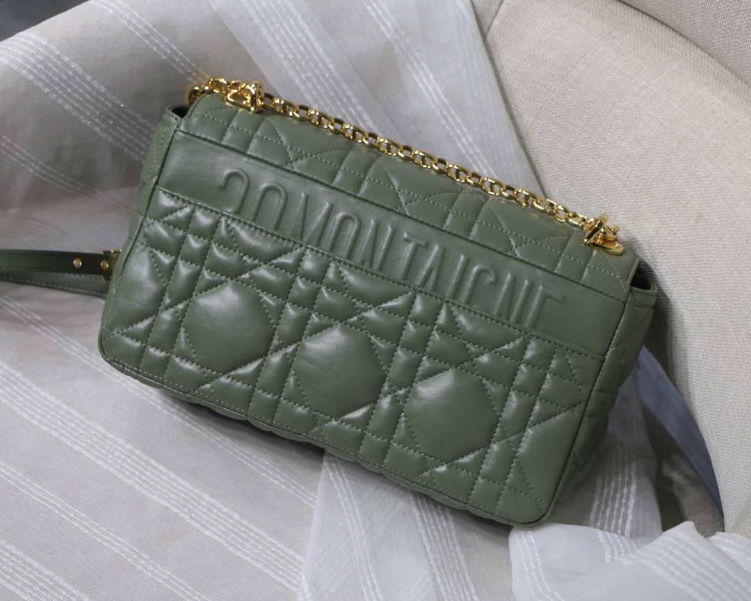 Dior Large Quilted Macrocannage M9243 Calfskin Green - Default Title - View 5