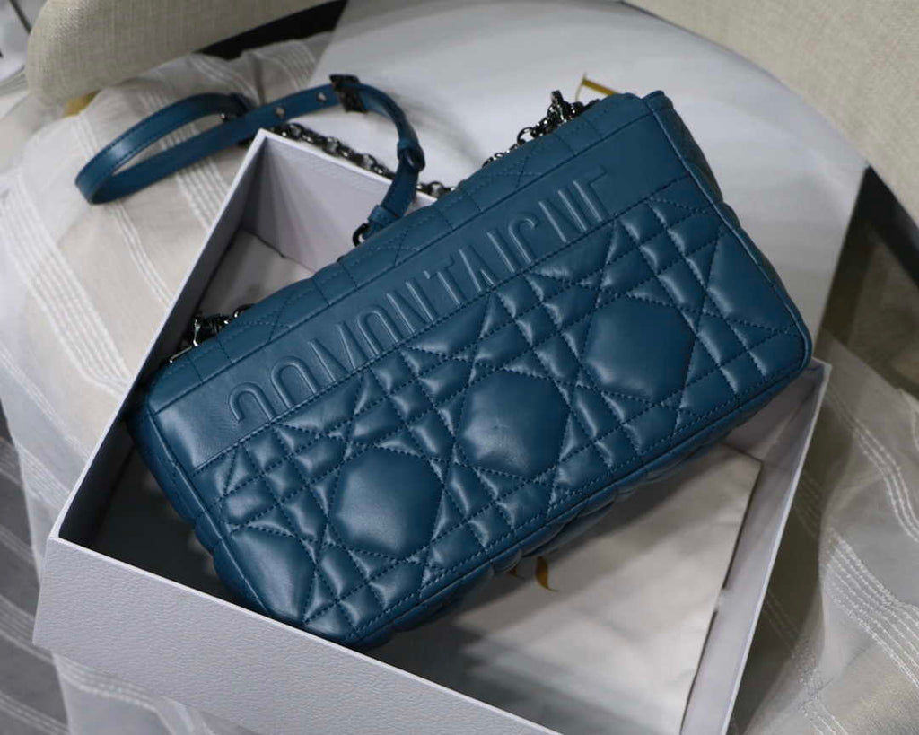 Dior Large Quilted Macrocannage M9243 Calfskin Blue - Default Title - View 4