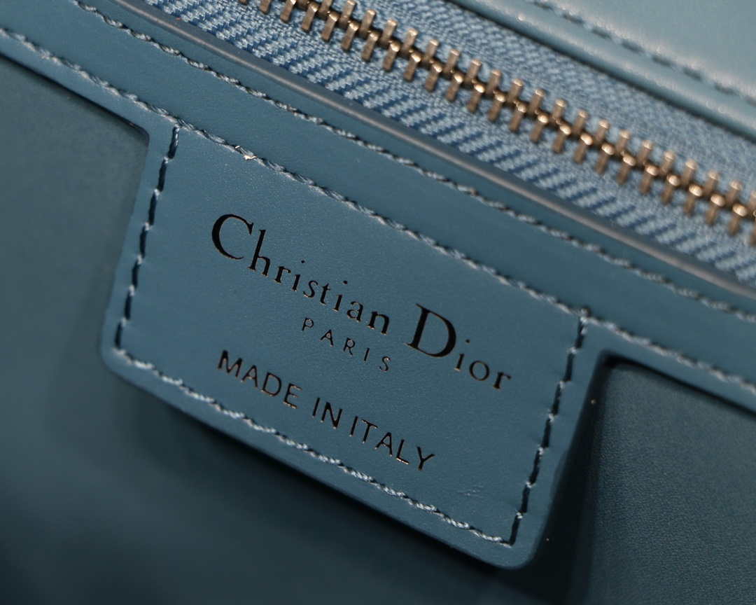 Dior Large Quilted Macrocannage M9243 Calfskin Blue - Default Title - View 9