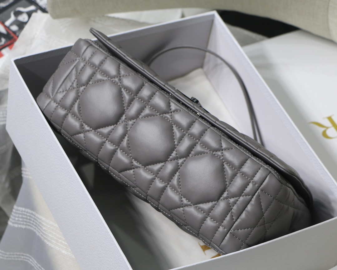 Dior Large Quilted Macrocannage M9243 Calfskin Gray - Default Title - View 7