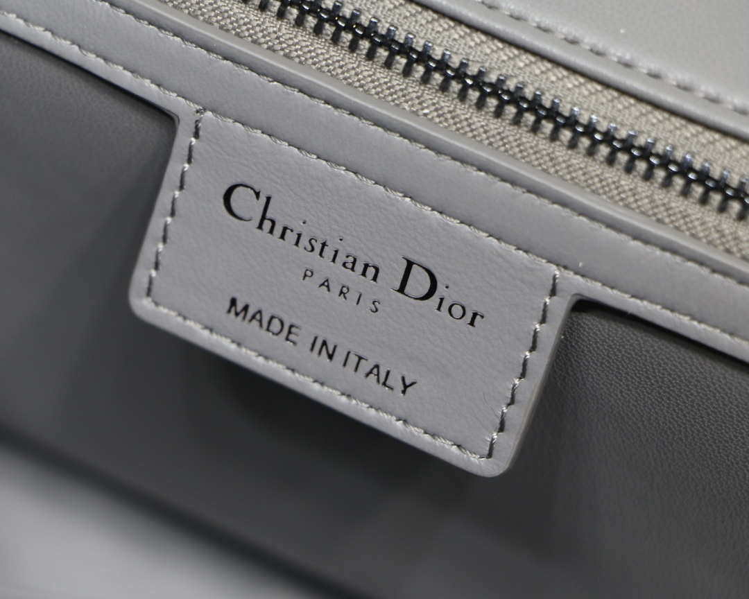 Dior Large Quilted Macrocannage M9243 Calfskin Gray - Default Title - View 9