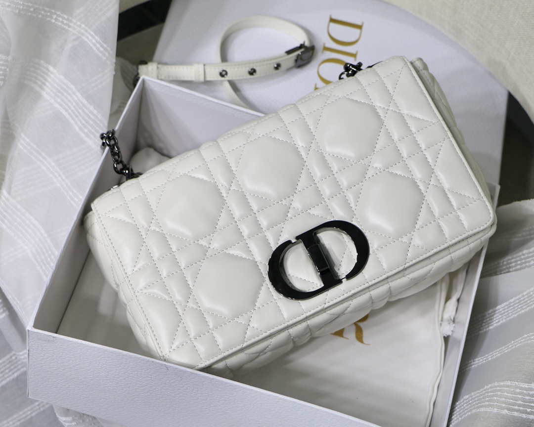 Dior Large Quilted Macrocannage M9243 Calfskin White with Black logo - Default Title - View 1