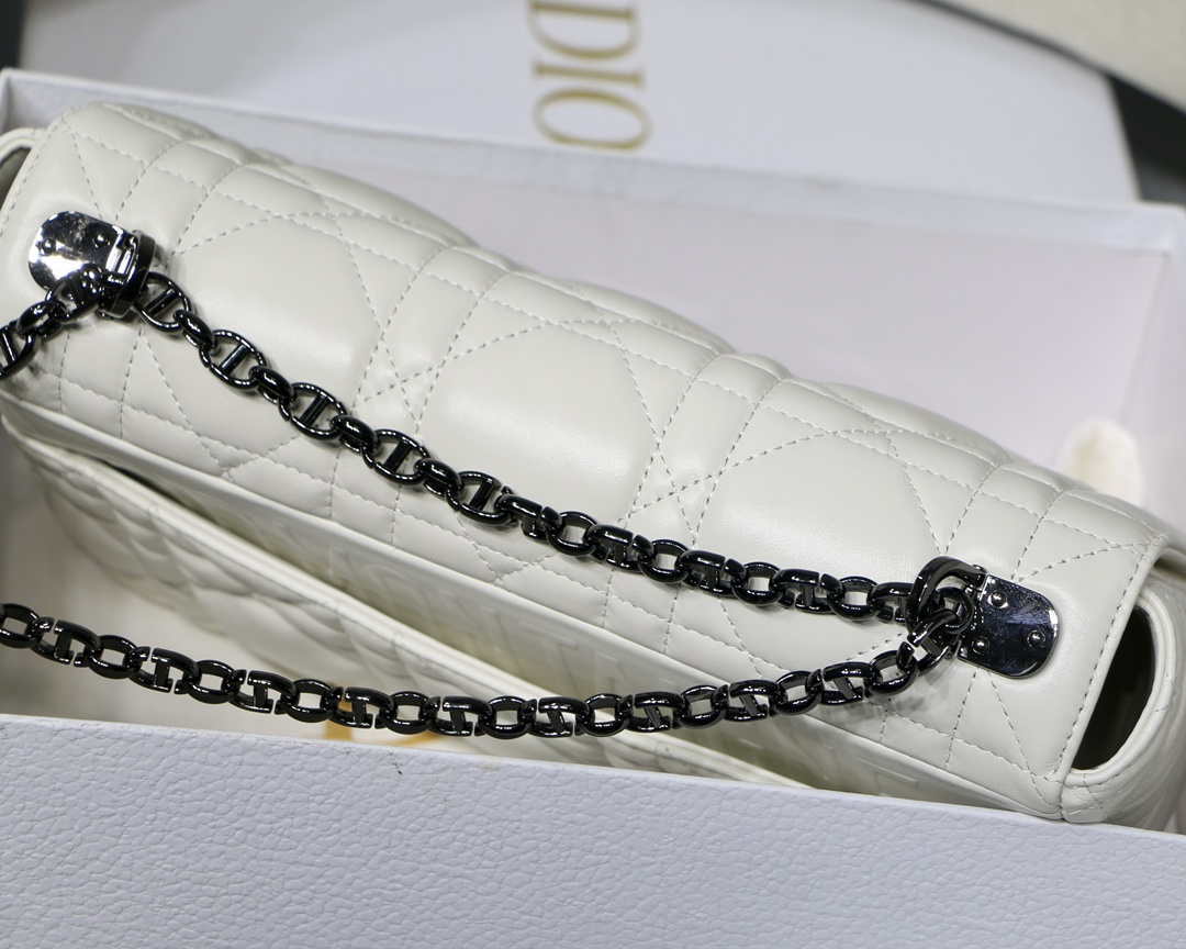 Dior Large Quilted Macrocannage M9243 Calfskin White with Black logo - Default Title - View 5