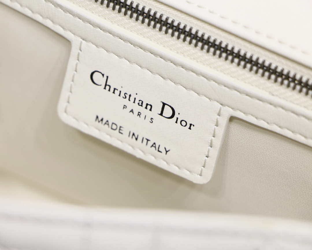 Dior Large Quilted Macrocannage M9243 Calfskin White with Black logo - Default Title - View 9