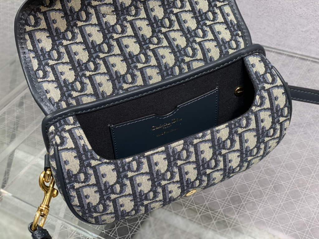 Dior M9327 Bobby East-West Bag Blue Dior Oblique Jacquard