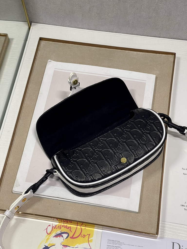Dior M9327 Bobby East-West Bag Box Black Calfskin