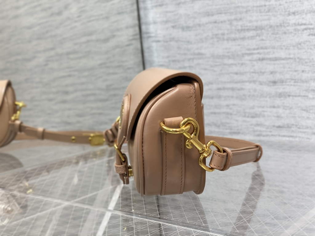 Dior M9327 Bobby East-West Bag Light Pink Box Calfskin