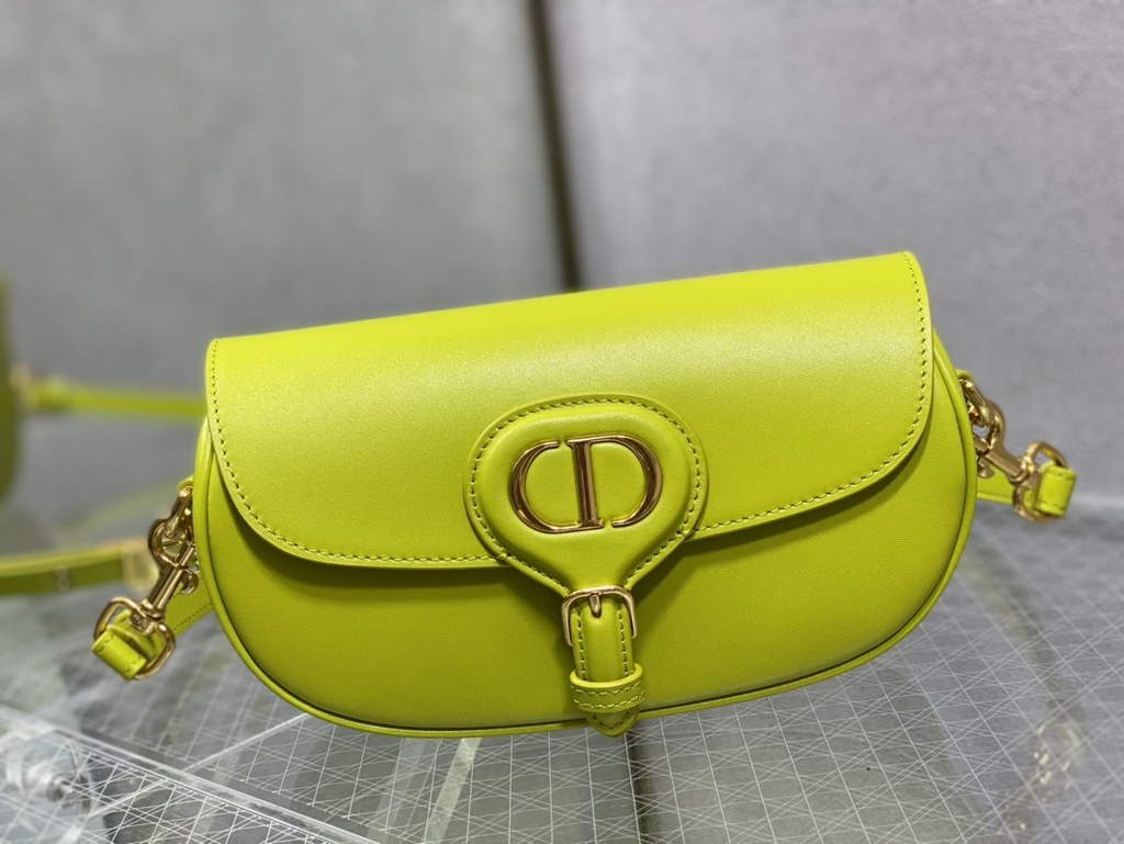 Dior M9327 Bobby East-West Bag Green Box Calfskin