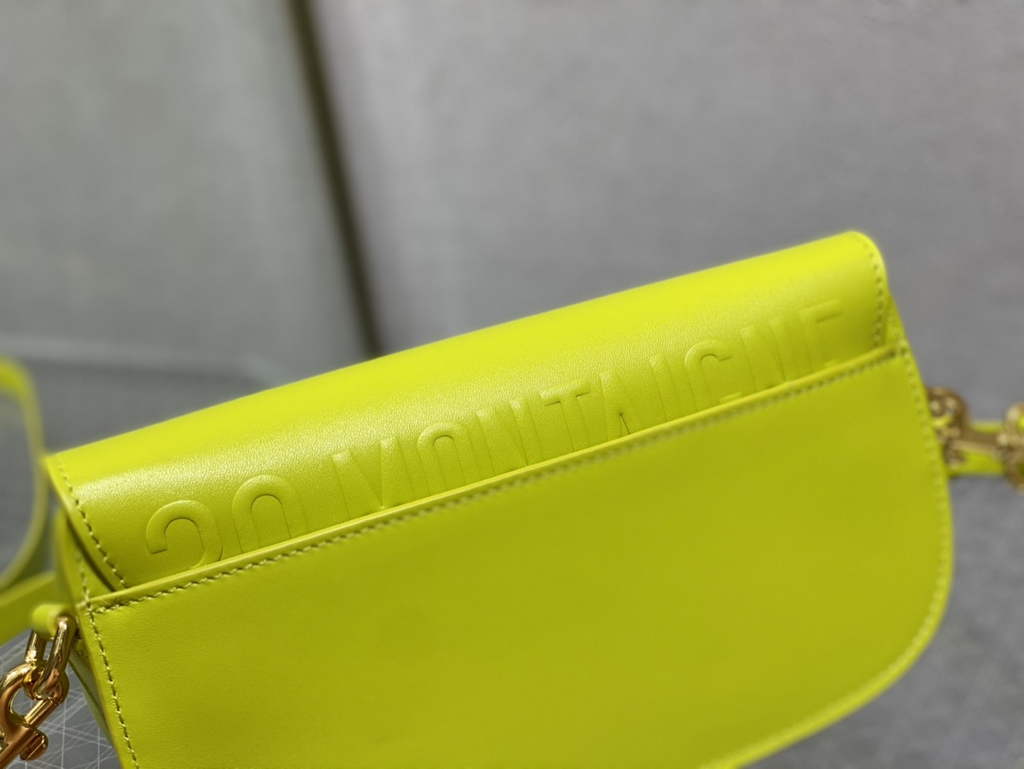 Dior M9327 Bobby East-West Bag Green Box Calfskin