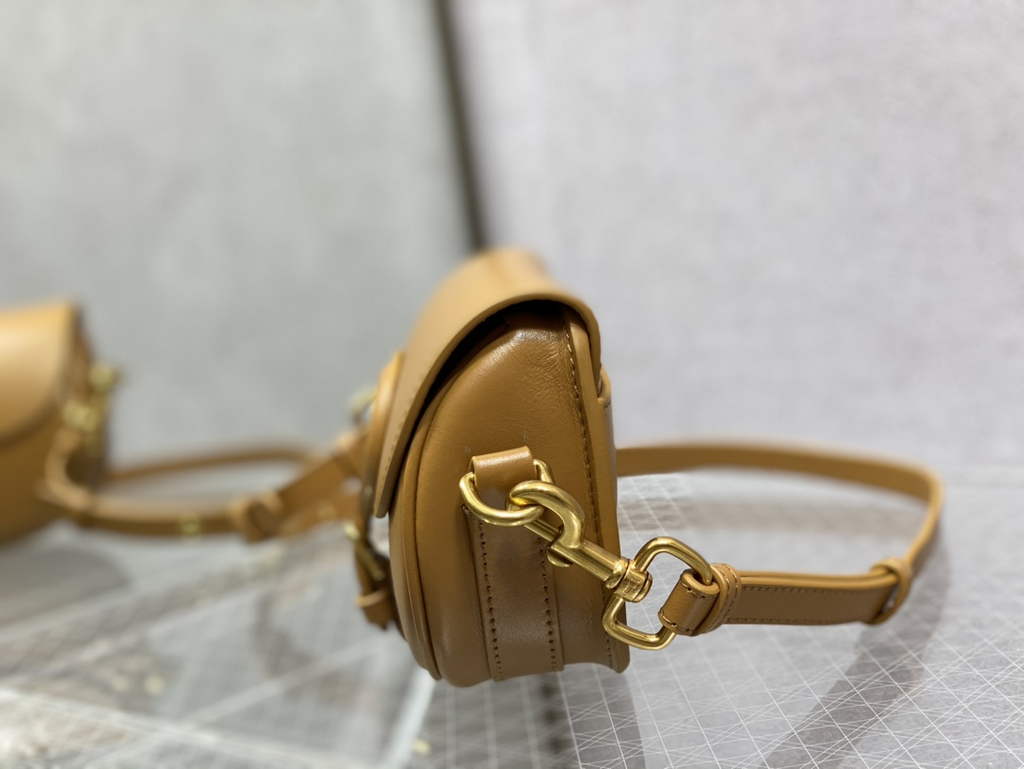 Dior M9327 Bobby East-West Bag Tan Box Calfskin - Default Title - View 7
