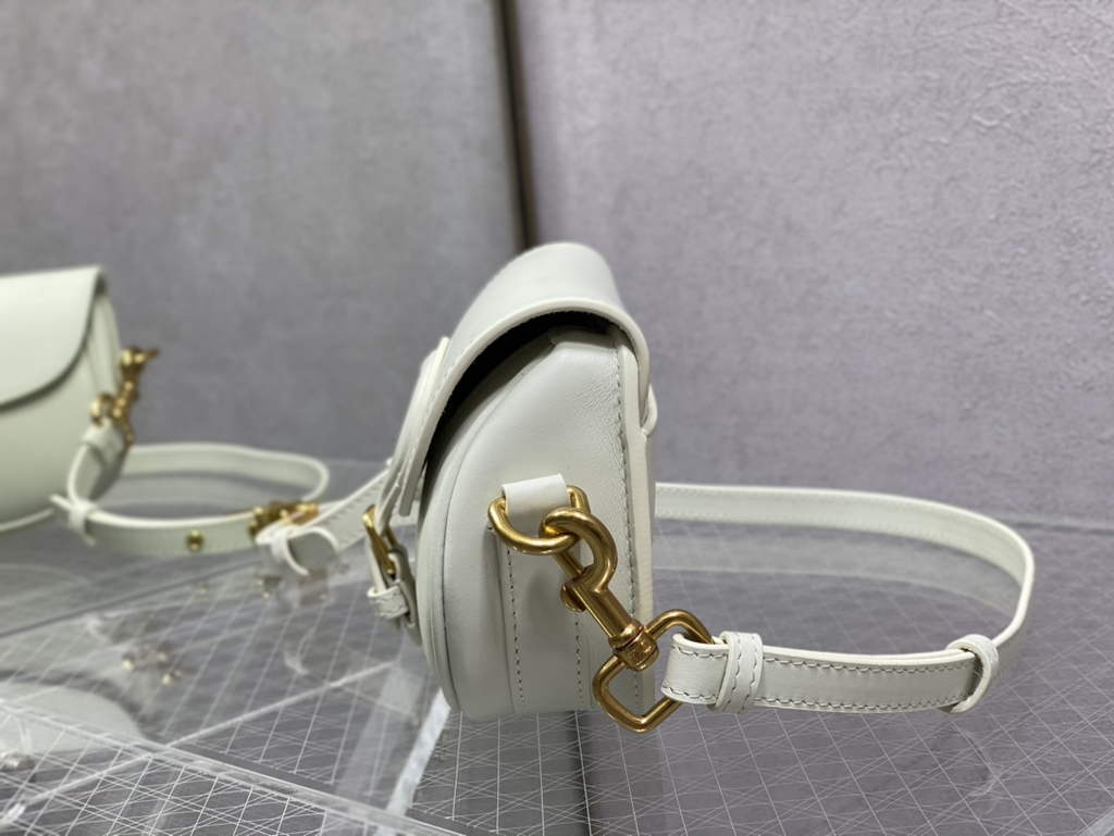 Dior M9327 Bobby East-West Bag White Box Calfskin