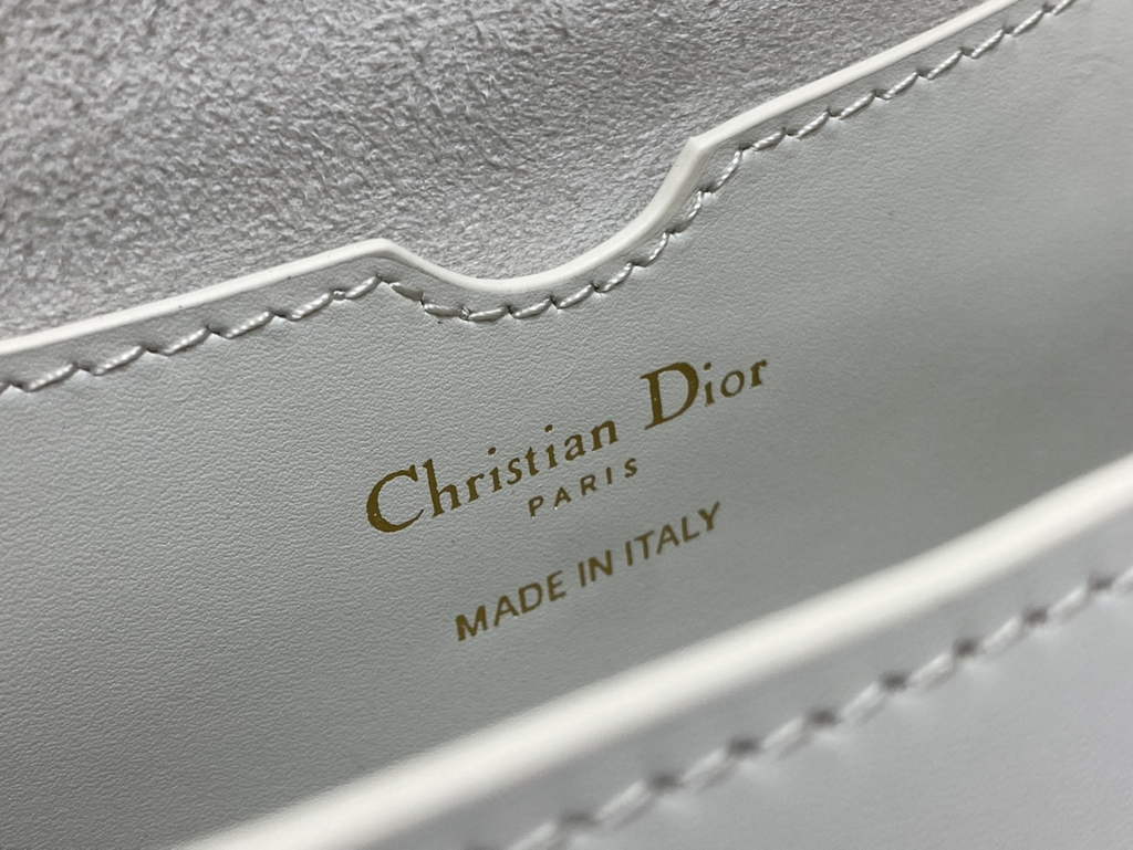 Dior M9327 Bobby East-West Bag White Box Calfskin - Default Title - View 10