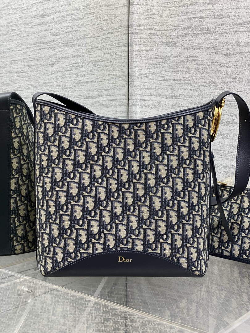 Medium Dior Médaillon Bucket Bag - Blue Oblique Jacquard M1532 - Default Title - View 3