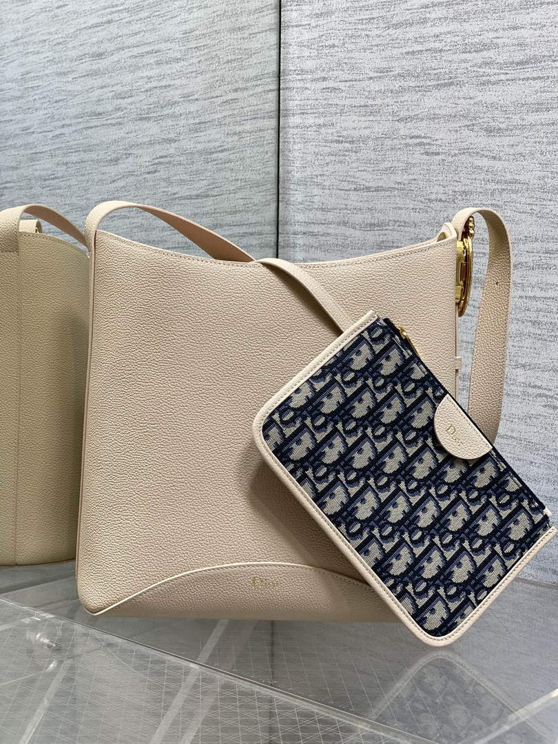 Medium Dior Médaillon Bucket Bag - Apricot Grained Calfskin M1532 - Default Title - View 2