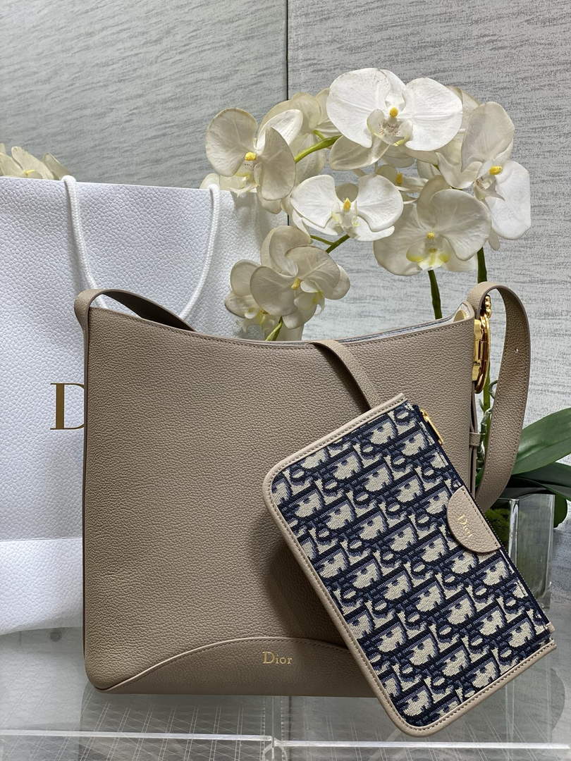 Medium Dior Médaillon Bucket Bag - Gray Grained Calfskin M1532 - Default Title - View 1