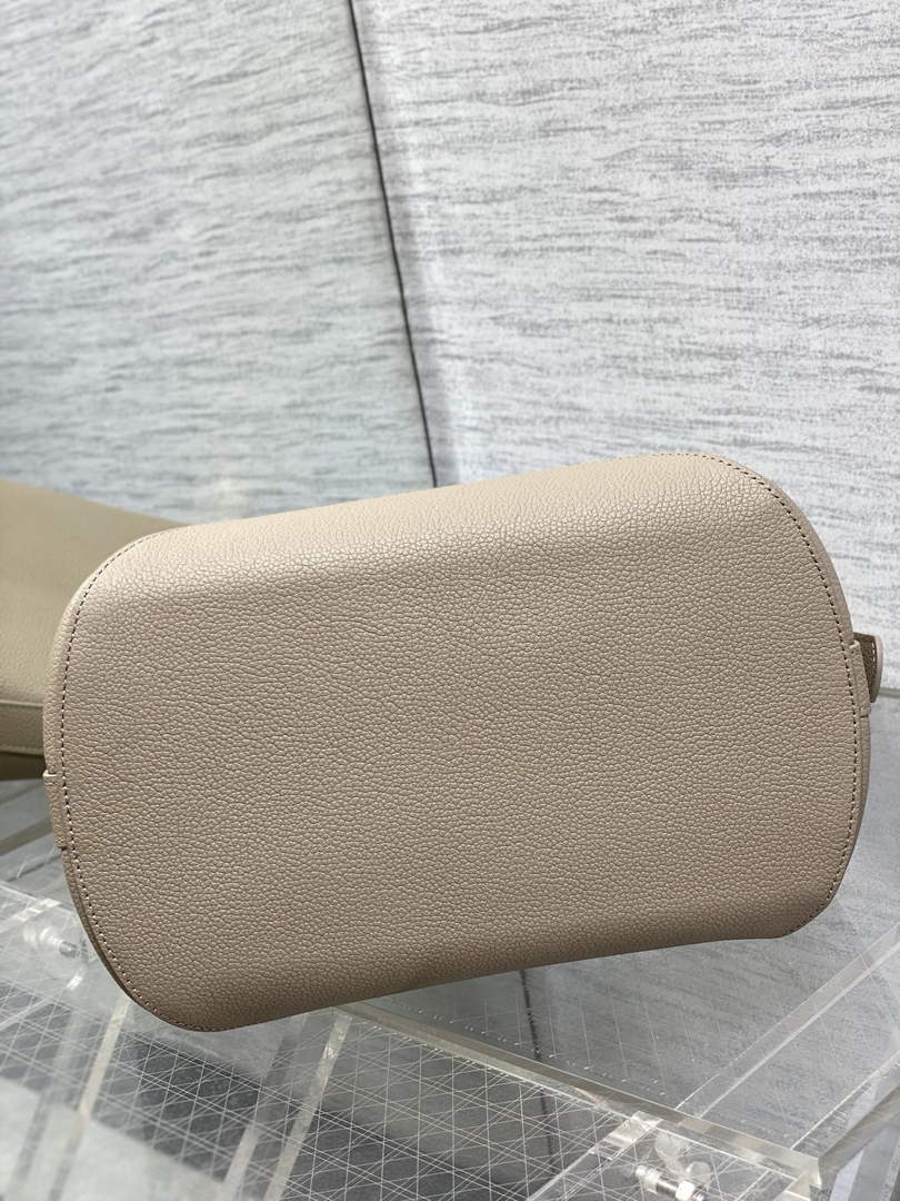 Medium Dior Médaillon Bucket Bag - Gray Grained Calfskin M1532 - Default Title - View 8