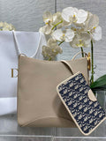 Medium Dior Médaillon Bucket Bag - Beige Grained Calfskin M1532 - Default Title - View 1