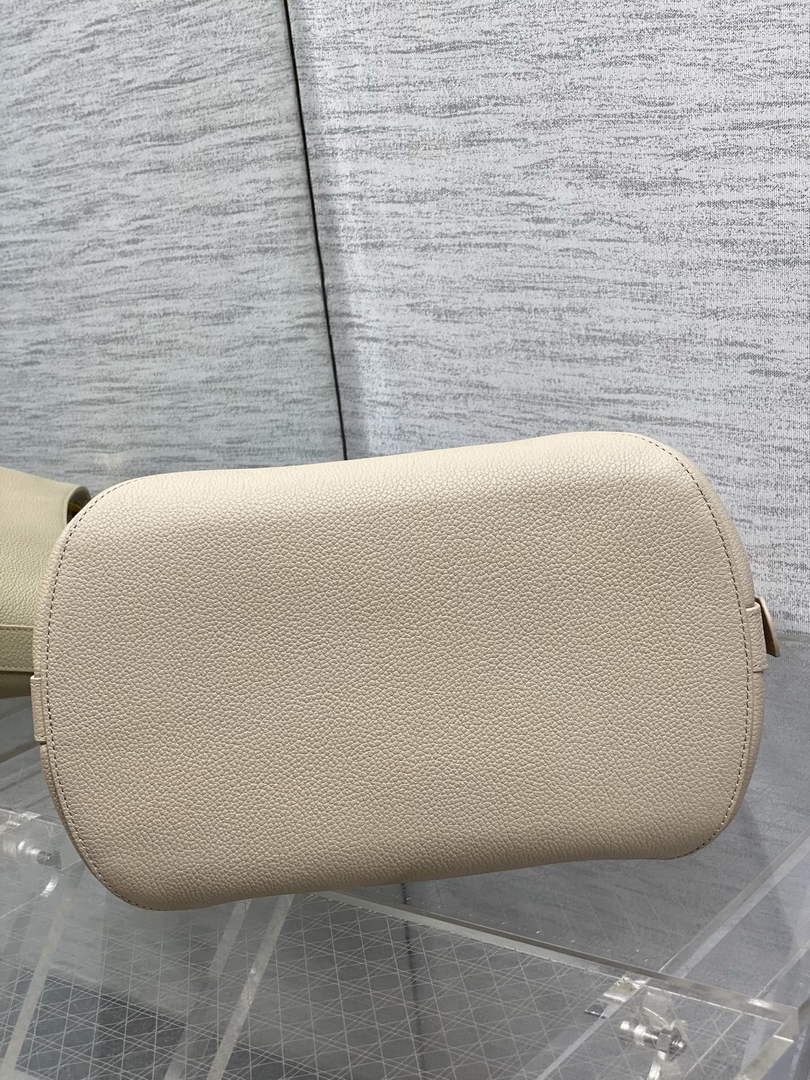 Medium Dior Médaillon Bucket Bag - Beige Grained Calfskin M1532 - Default Title - View 7