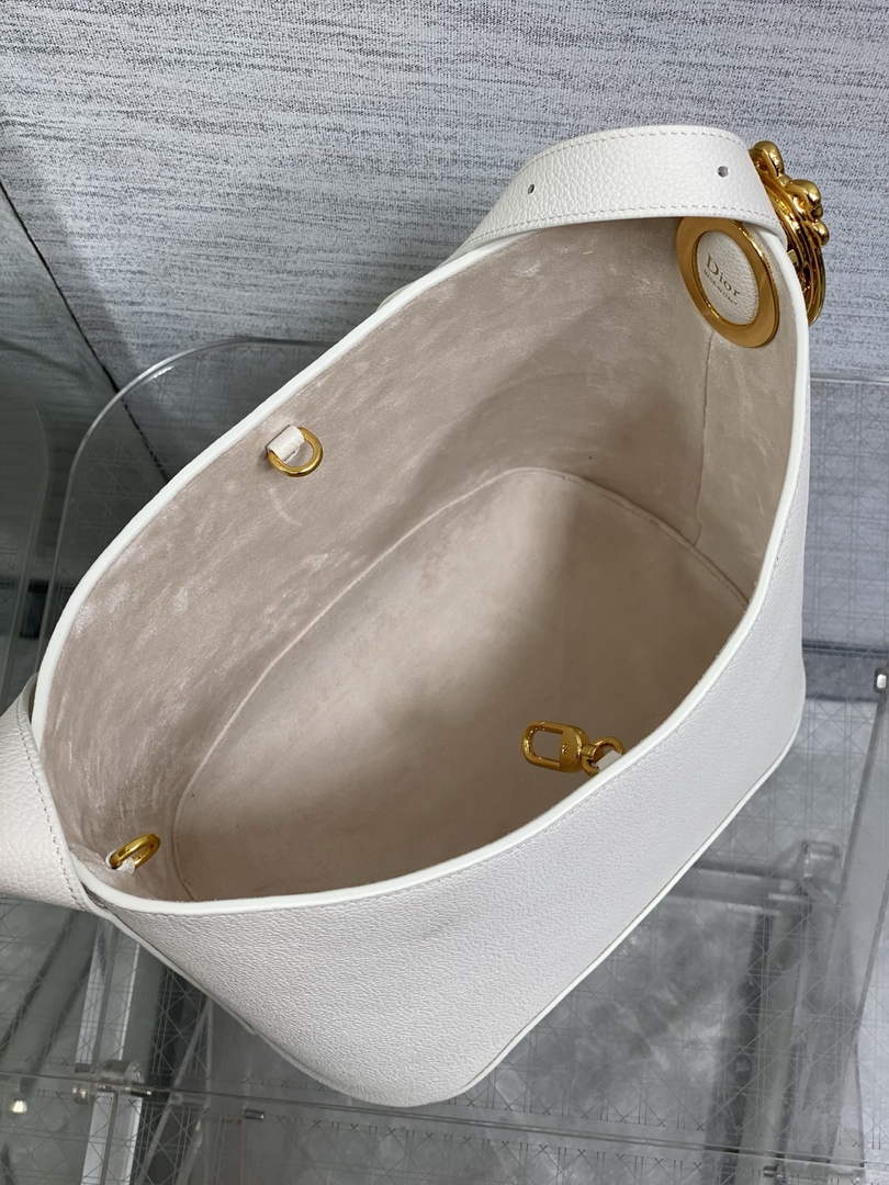 Medium Dior Médaillon Bucket Bag - White Grained Calfskin M1532 - Default Title - View 9