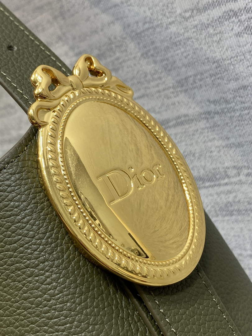 Medium Dior Médaillon Bucket Bag - Green Grained Calfskin M1532 - Default Title - View 5
