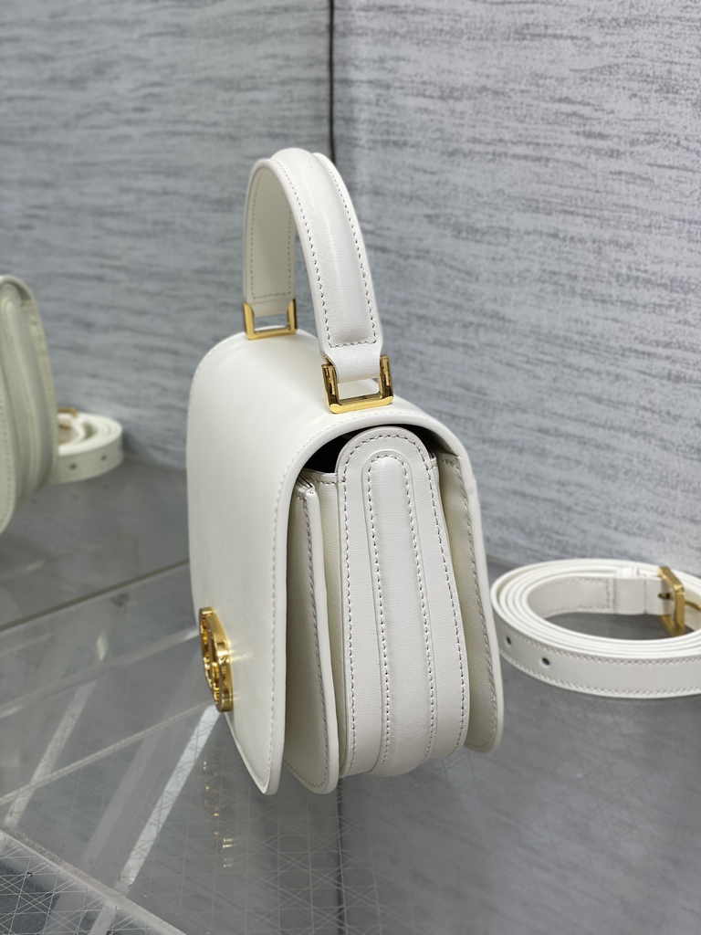 Dior Medium 30 Montaigne Avenue Top Handle Bag M9371 Latte Ribbed Calfskin - Default Title - View 4