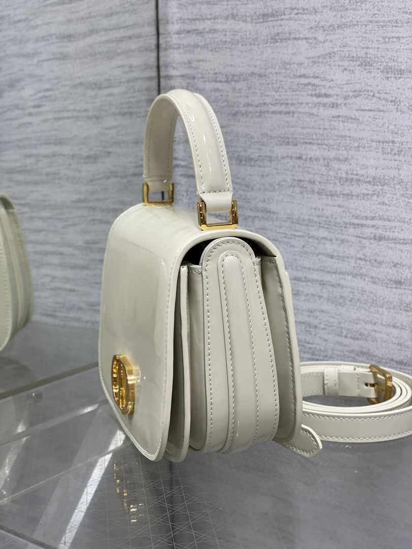 Dior Medium 30 Montaigne Avenue Top Handle Bag M9371 Beige Patent Calfskin - Default Title - View 5