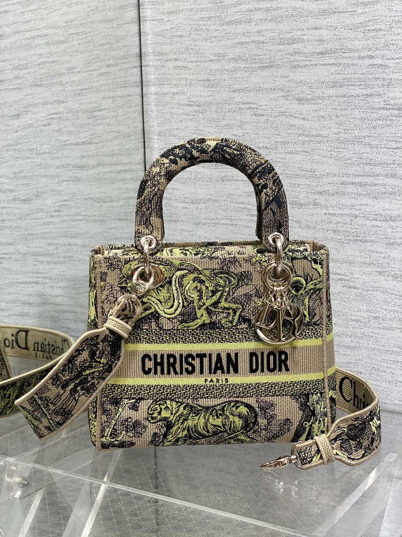 Dior Medium Dioriviera Lady D-Lite Bag M0565 Raffia with Lemon Yellow - Default Title - View 2