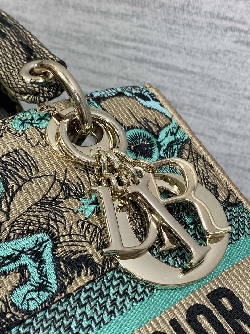 Dior Medium Dioriviera Lady D-Lite Bag M0565 Green de Jouy Sauvage Embroidery - Default Title - View 9
