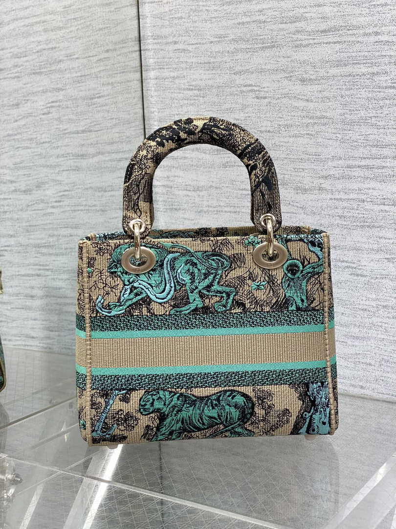 Dior Medium Dioriviera Lady D-Lite Bag M0565 Green de Jouy Sauvage Embroidery - Default Title - View 3