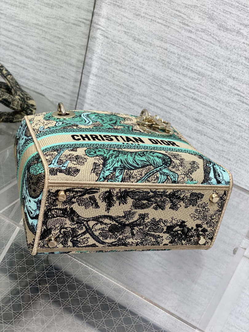 Dior Medium Dioriviera Lady D-Lite Bag M0565 Green de Jouy Sauvage Embroidery - Default Title - View 5