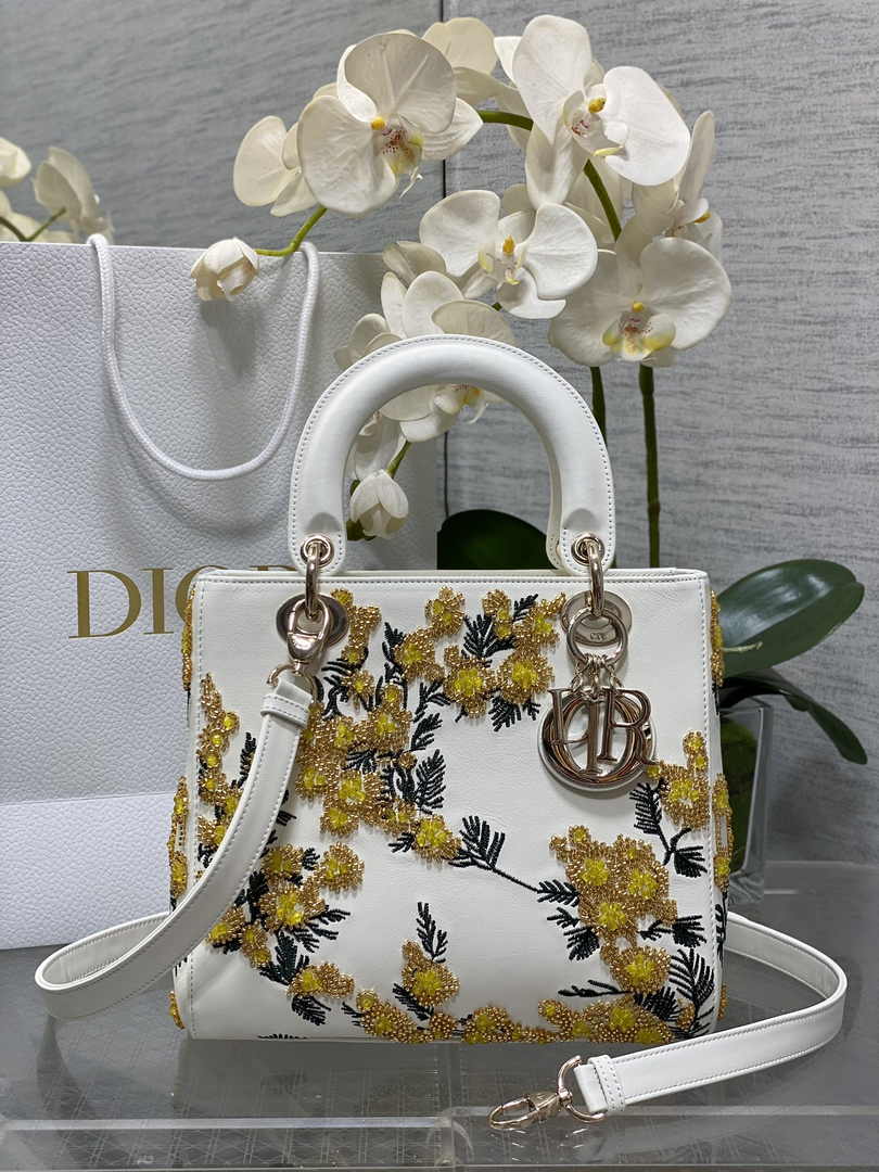 Dior Medium Lady D-Lite Bag M0565 White Cannage Lambskin - Default Title - View 1