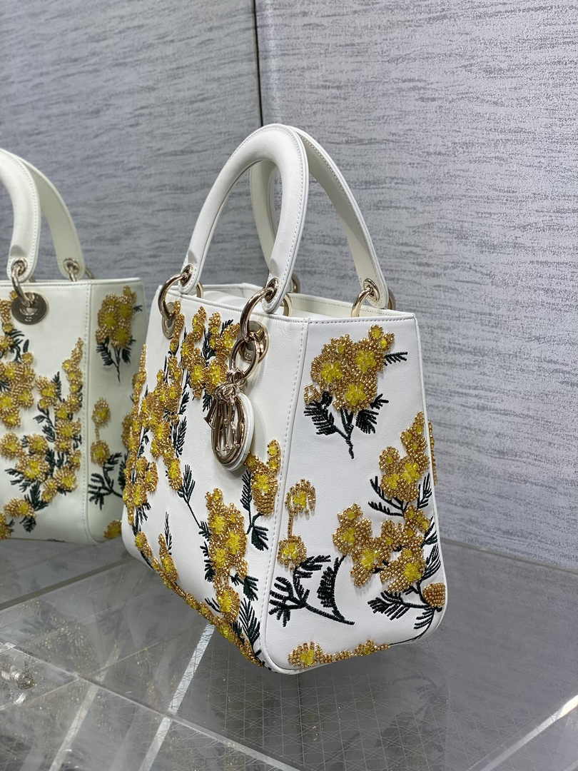 Dior Medium Lady D-Lite Bag M0565 White Cannage Lambskin - Default Title - View 3
