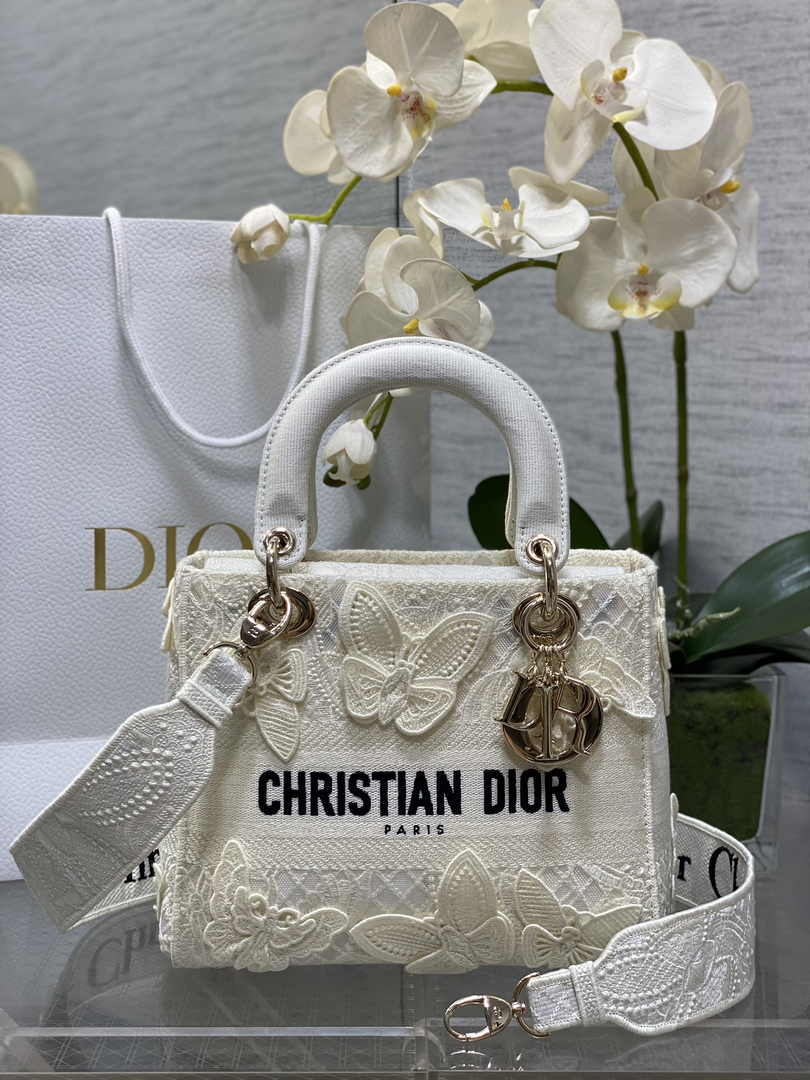 Dior Medium Lady D-Lite Bag M0565 White Embroidery - Default Title - View 1