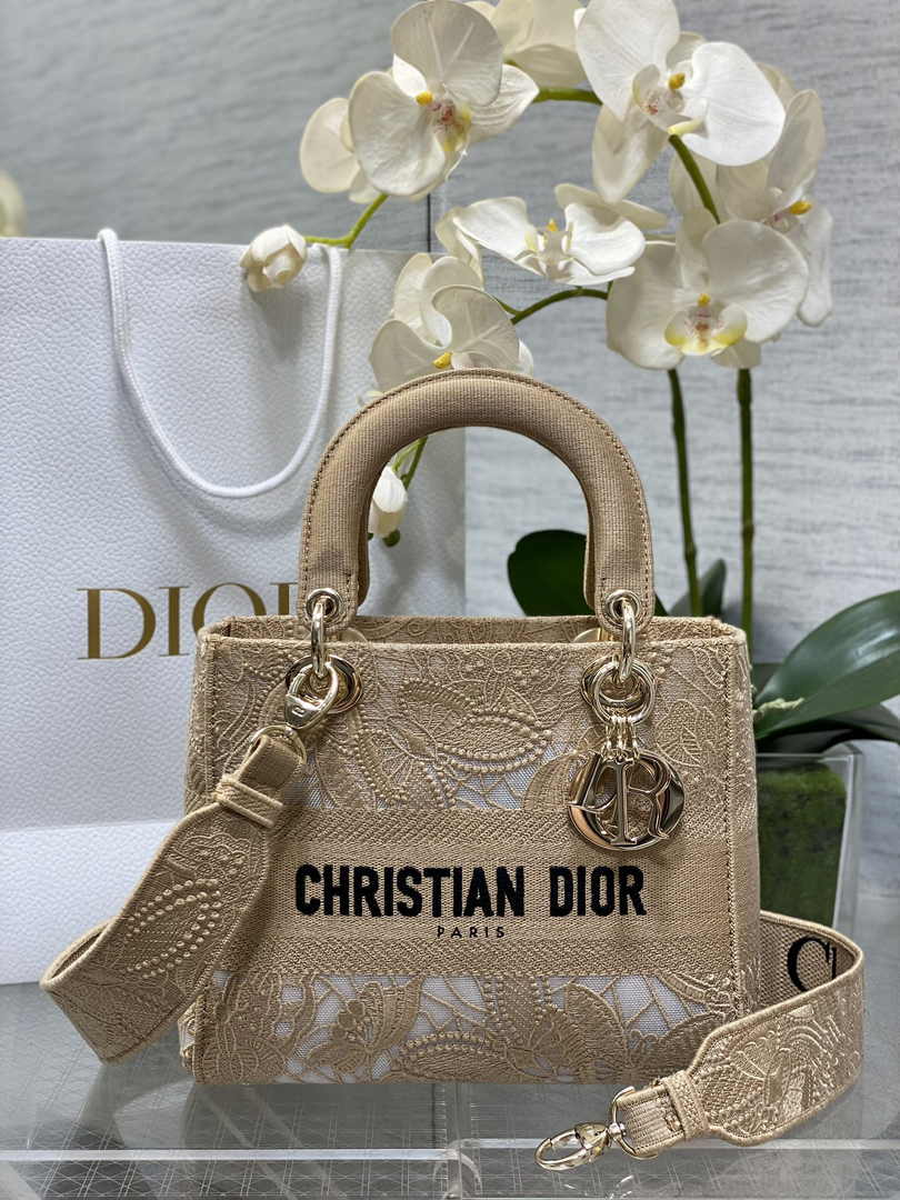 Dior Medium Lady D-Lite Bag M0565 Apricot Butterfly Macramé Embroidery - Default Title - View 1