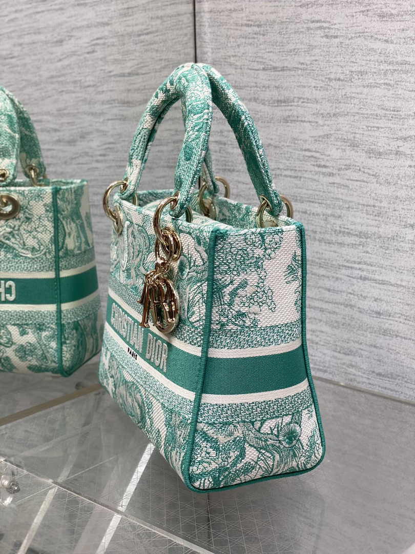 Dior Medium Dioriviera Lady D-Lite Bag M0565 Aquamarina Toile de Jouy Embroidery - Default Title - View 4