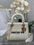 Dior Medium Lady D-Lite Bag M0565 White Toile de Jouy Soleil Macramé Embroidery - Default Title - View 1