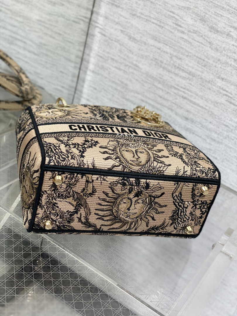 Dior Medium Lady D-Lite Bag M0565 Beige and Black Toile de Jouy Soleil Embroidery - Default Title - View 5