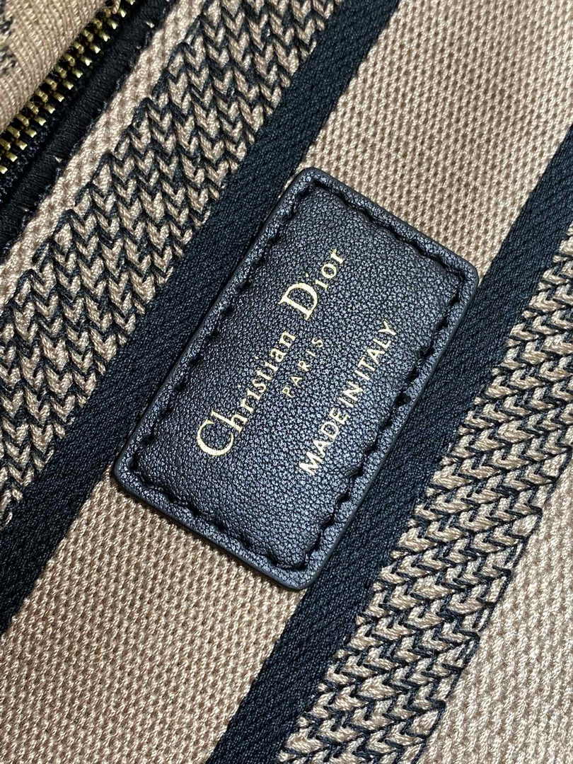 Dior Medium Lady D-Lite Bag M0565 Beige and Black Toile de Jouy Soleil Embroidery - Default Title - View 7