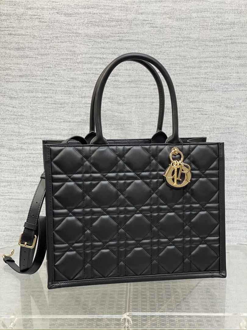 Dior Medium Book Tote M1324 Black Macrocannage Calfskin
