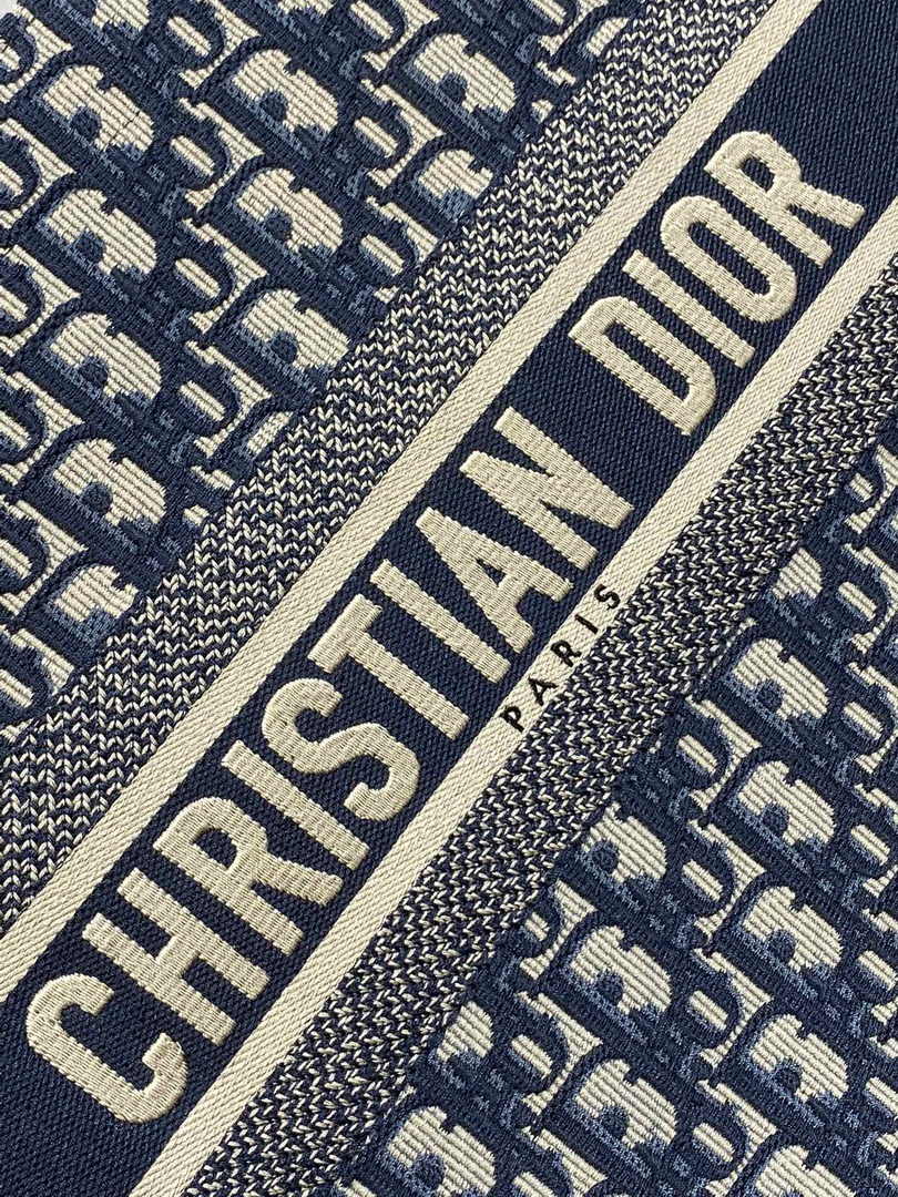 Dior Medium Book Tote M1324 Blue Dior Oblique Embroidery