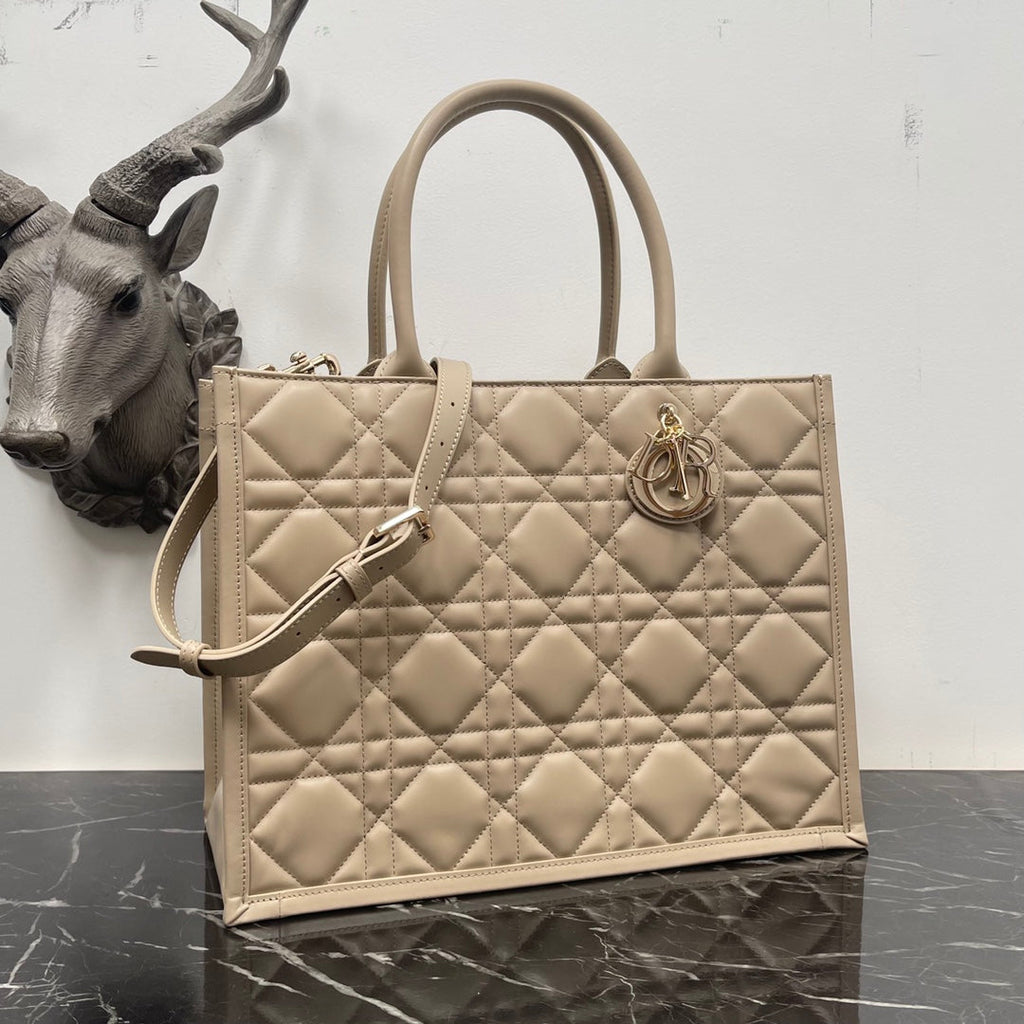Dior Medium Book Tote M1324 Beige Macrocannage Calfskin