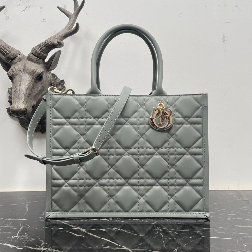 Dior Medium Book Tote M1324 Gray Macrocannage Calfskin