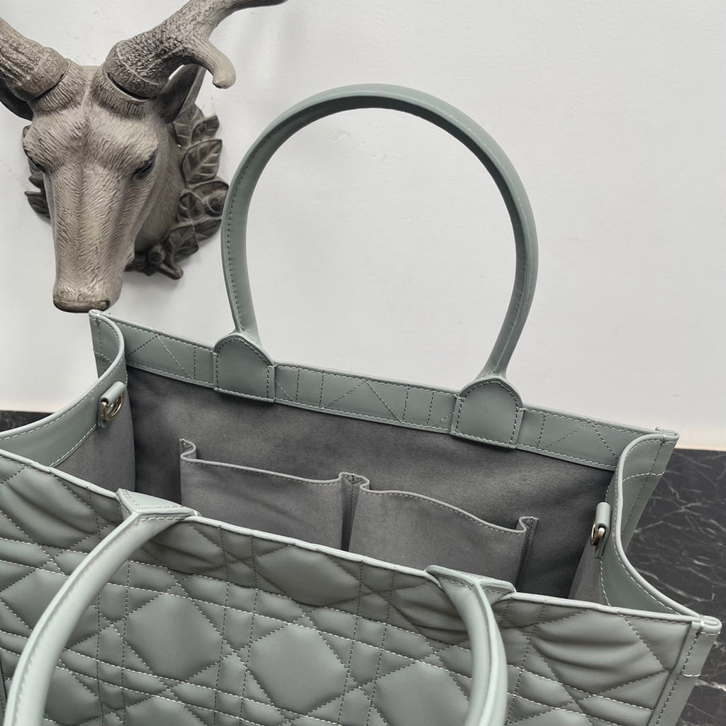 Dior Medium Book Tote M1324 Gray Macrocannage Calfskin