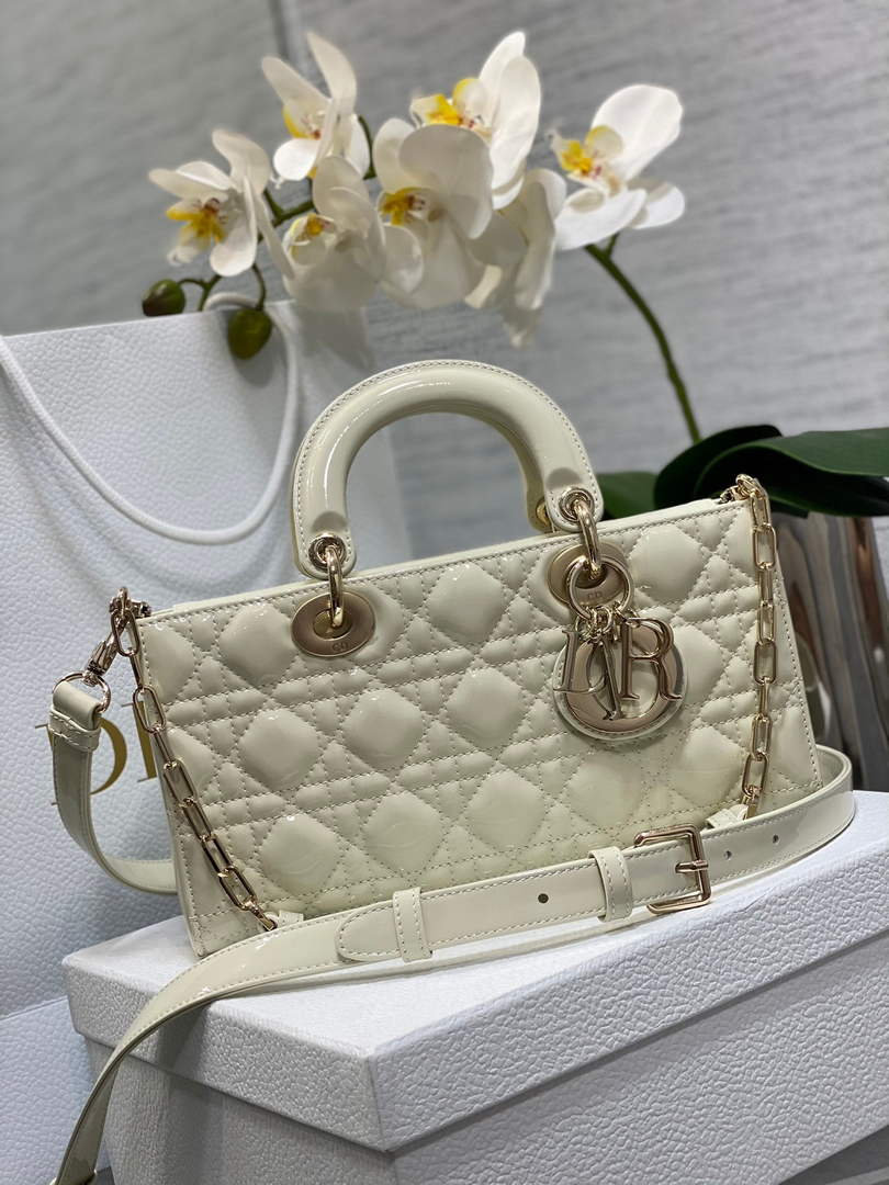 Dior Medium Lady D-Joy Bag M0540 Patent leather - Black - View 4